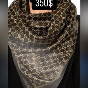 Gucci Black and Gold Scarf